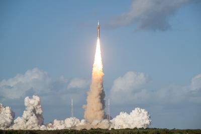 Launch from Pad 39B